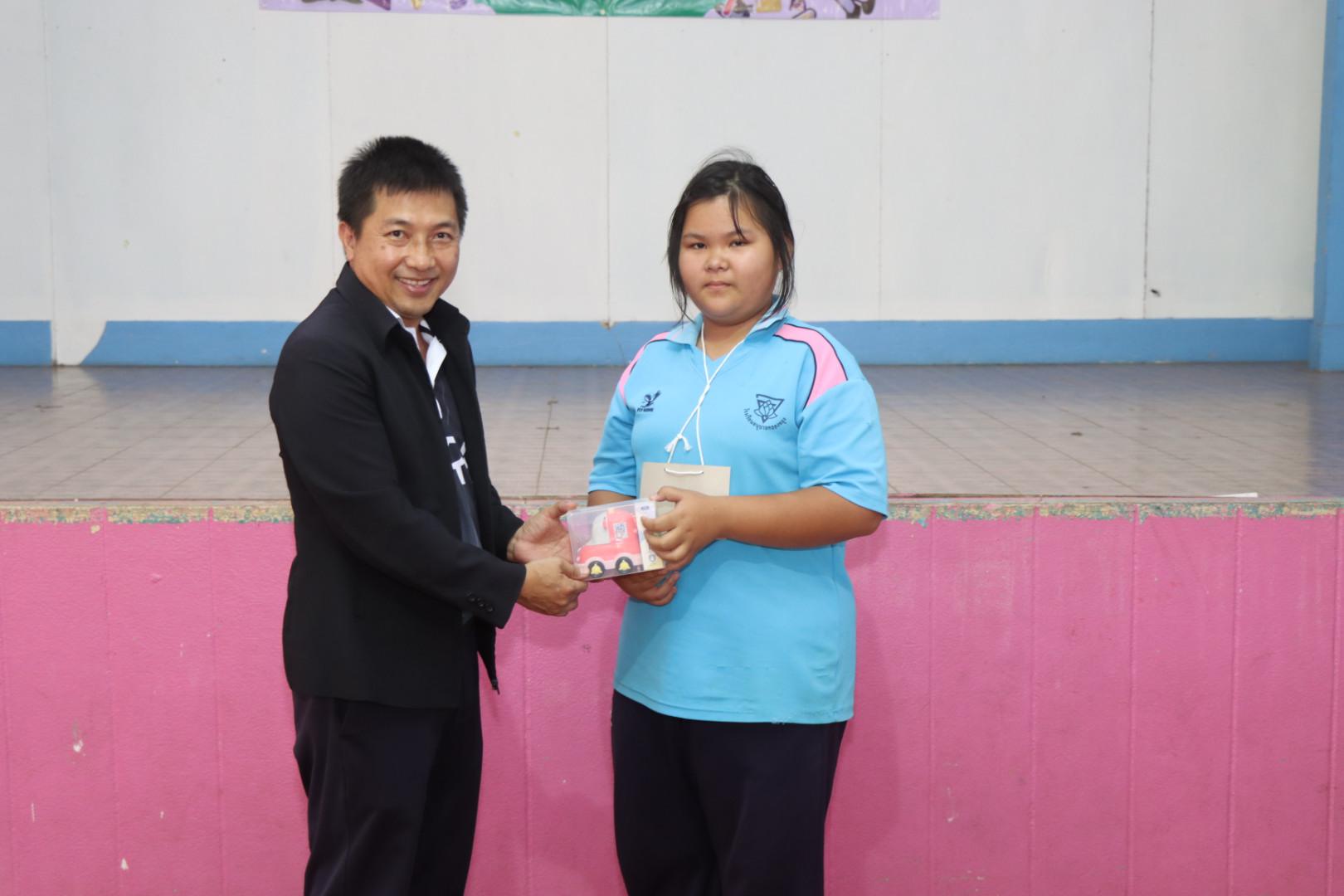 717. วันที่ 27 มกราคม 2569 โปรแกรมวิชาวิทยาศาสตร์ทั่วไป ได้จัดค่ายสเต็มศึกษาให้กับนักเรียนชั้นประถมศึกษาปีที่1-6 ณ โรงเรียนอนุบาลคลองขลุง จ.กำแพงเพชร